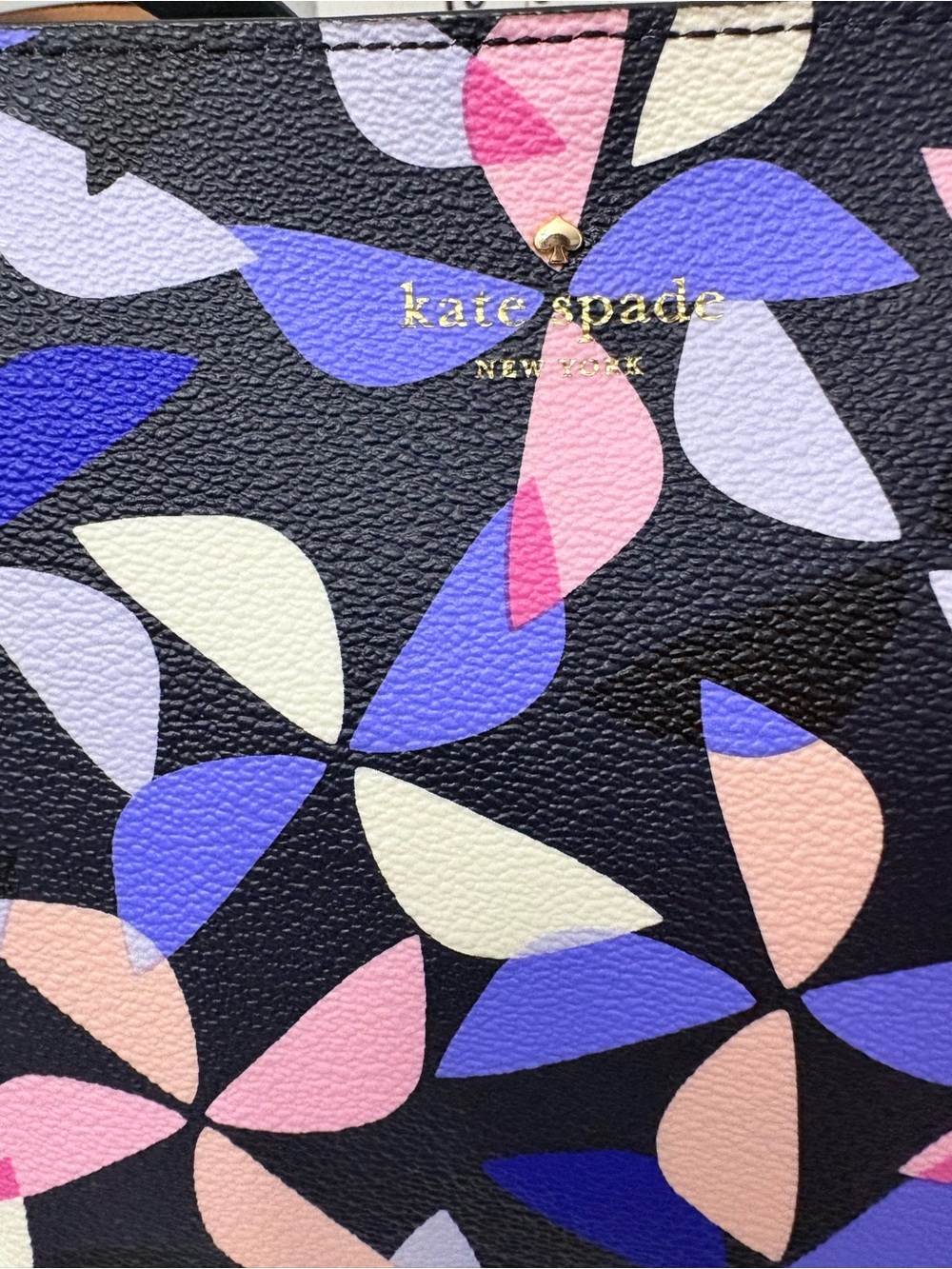 kate spade ♠️ Black & Multi Color Petal-Print Tote NWOT - Picture 3 of 9